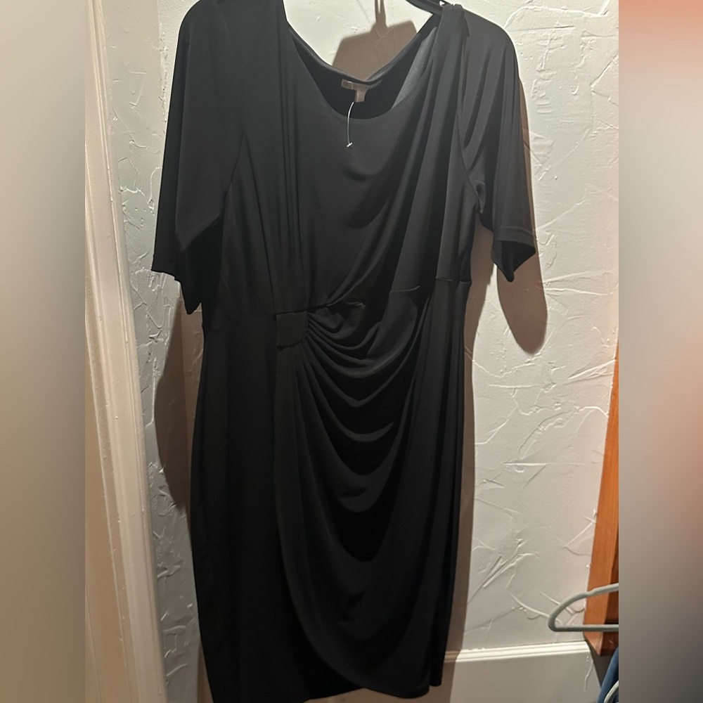 Black dress, size 14W. Soft and thin material perfect for summer events.